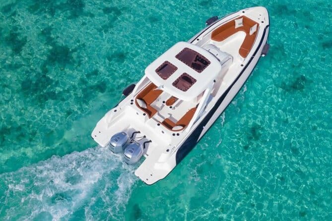 Privates Boot (4 Stunden) – Halbtägige Luxusfahrt mit maximaler Privatsphäre